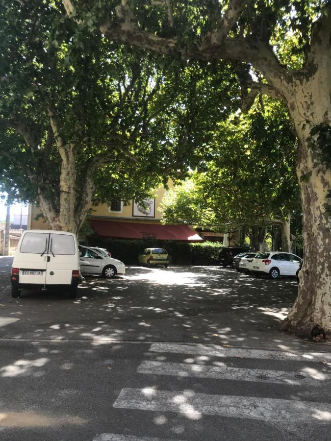 Appartement Climatise Au Pied Du Mont Ventoux Malemort-du-Comtat Екстер'єр фото
